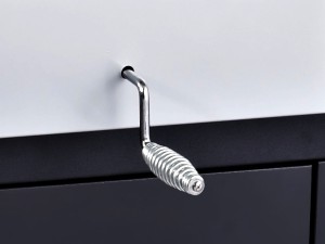 Adjustable charcoal basket