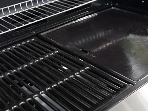 Porcelain enamelled cast iron cooking surface Phoenix cooking surface