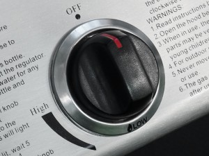 Integra-spark ignition for easy lighting with a single hand Control knob